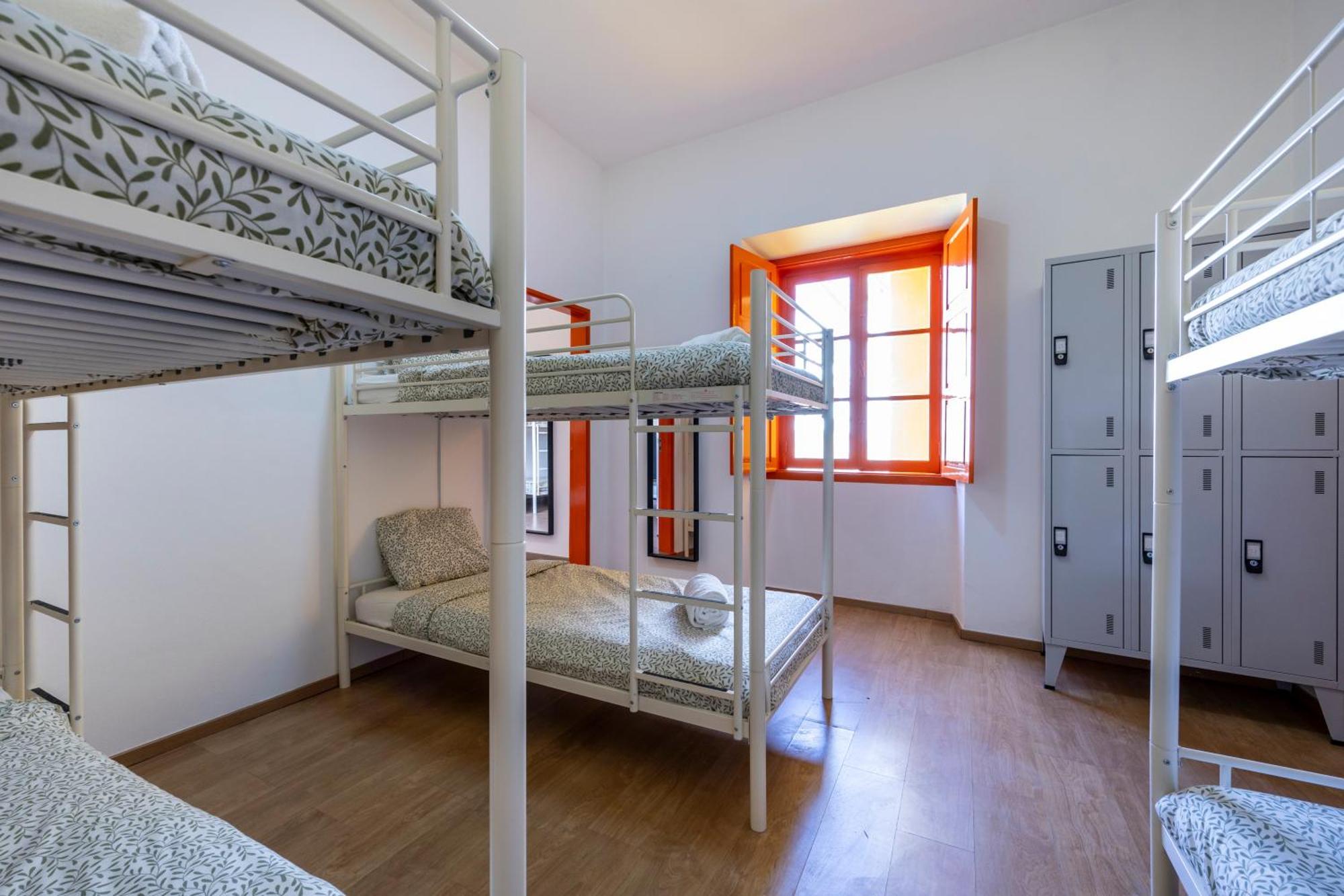 The Macarena Albergue Lagos