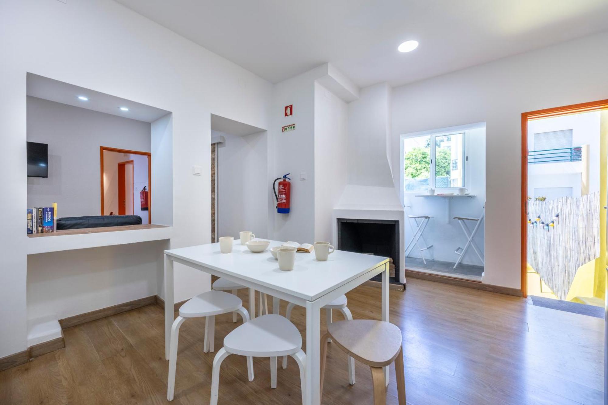 The Macarena Albergue Lagos